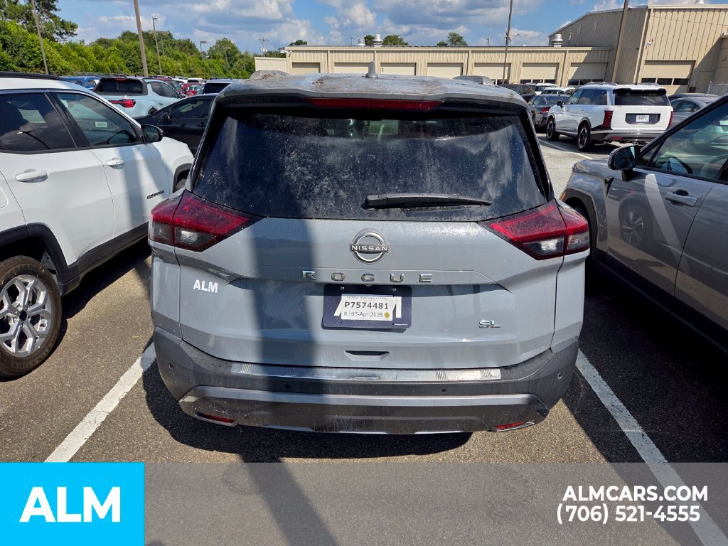 Used 2023 Nissan Rogue SL w/ SL Premium Package FWD image 9