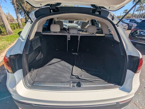 Certified 2022 Mercedes-Benz GLC 300 GLC 300 w/ Premium Package Lite image 25