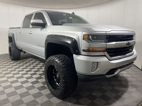 Used 2017 Chevrolet Silverado 1500 LT w/ LPO, Black Pack AWD/4WD image 2