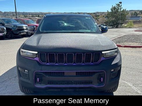 Used 2022 Jeep Grand Cherokee Overland w/ Luxury Tech Group IV image 10