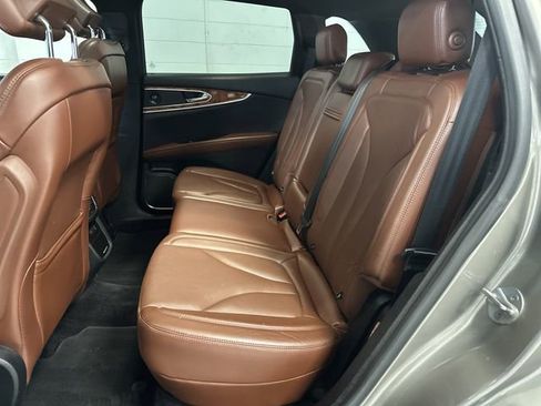 Used 2016 Lincoln MKX Reserve w/ Climate Package image 28