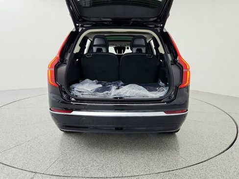 New 2025 Volvo XC90 B6 Plus w/ Protection Package Premier image 19