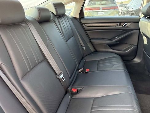 Used 2018 Honda Accord EX-L image 26