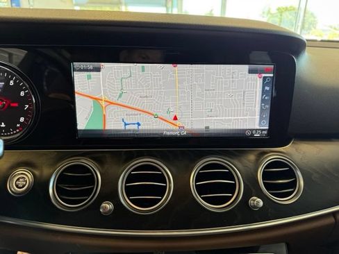 Used 2017 Mercedes-Benz E 300 image 14