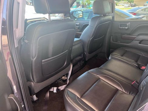 Used 2015 GMC Sierra 1500 SLE w/ SLE Value Package AWD/4WD image 8
