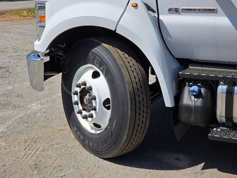 New 2026 Ford F650 2WD SuperCab Super Duty image 24