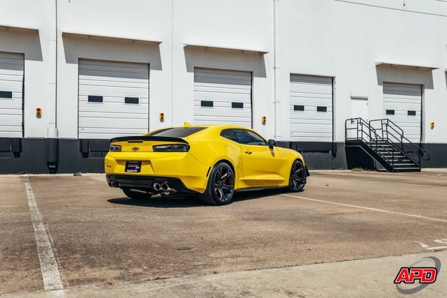 Used 2017 Chevrolet Camaro SS RWD image 59