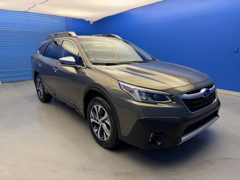 Used 2021 Subaru Outback Touring w/ Popular Package #2 AWD/4WD image 2