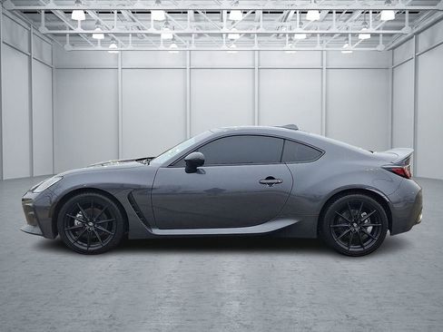 Used 2024 Toyota GR86 Premium image 8