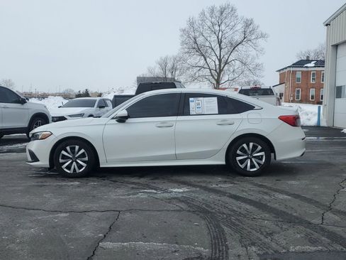Used 2022 Honda Civic LX image 4