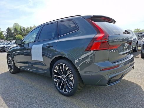 New 2026 Volvo XC60 B5 Ultra w/ Climate Package AWD/4WD image 3