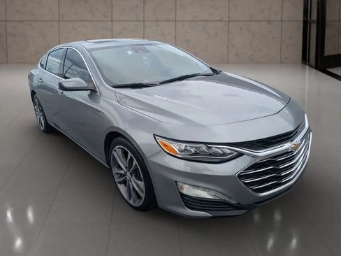 Used 2023 Chevrolet Malibu LT w/ Driver Confidence Package FWD image 4