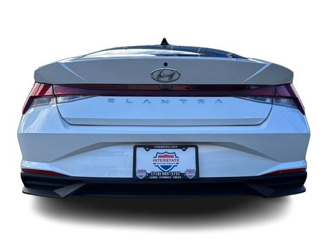Used 2022 Hyundai Elantra SEL image 16