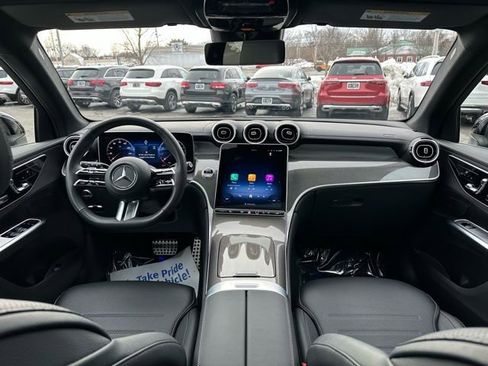 Certified 2025 Mercedes-Benz GLC 300 4MATIC image 30