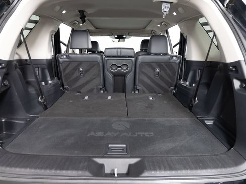 Used 2023 Honda Pilot Touring image 38