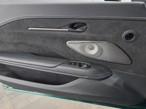 Used 2026 Aston Martin V8 Vantage S image 16