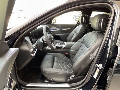 New 2026 BMW 740i w/ Executive Package RWD image 10