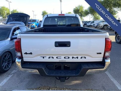 Used 2020 Toyota Tacoma SR5 AWD/4WD image 3