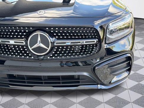 Certified 2024 Mercedes-Benz GLB 250 image 11