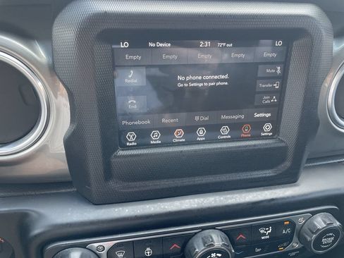Certified 2020 Jeep Wrangler Unlimited Sahara w/ Cold Weather Group AWD/4WD image 19
