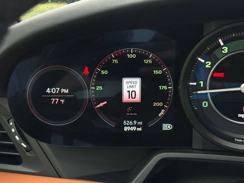 Certified 2024 Porsche 911 Carrera RWD image 14