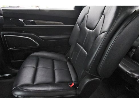 Used 2022 Kia Telluride SX w/ Towing Package FWD image 14
