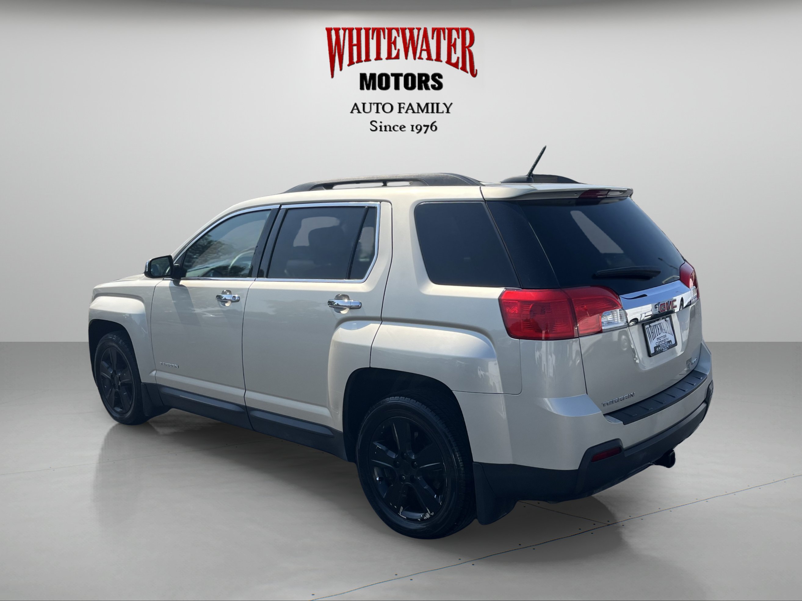Used 2015 GMC Terrain SLT w/ Chrome Edition AWD/4WD image 3