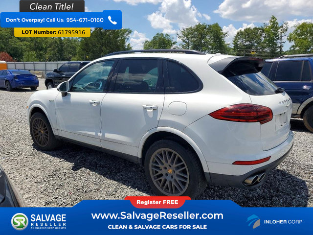 Used 2017 Porsche Cayenne S Platinum AWD/4WD image 3
