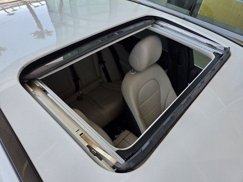 Used 2019 Mercedes-Benz C 300 Sedan image 21