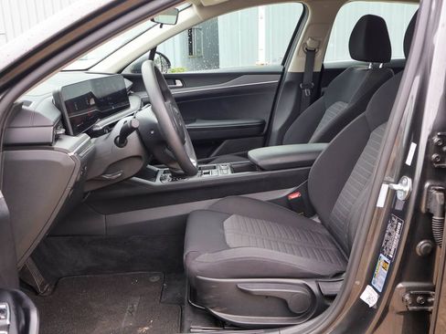 Used 2025 Kia K5 LXS FWD image 7