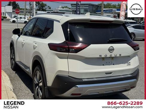 Certified 2023 Nissan Rogue Platinum AWD/4WD image 5