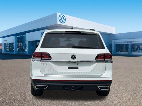 Used 2023 Volkswagen Atlas SE w/ Panoramic Sunroof Package FWD image 6