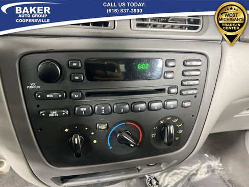 Used 2005 Mercury Sable GS image 13