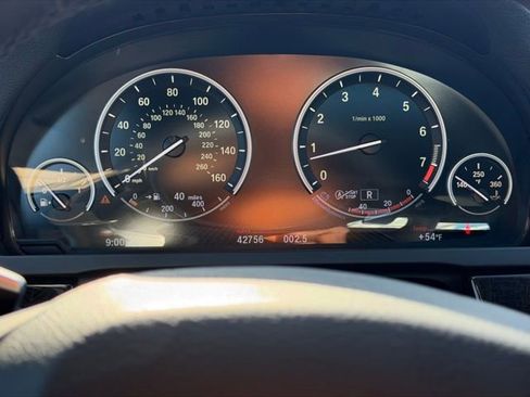 Used 2013 BMW 740Li xDrive AWD/4WD image 30