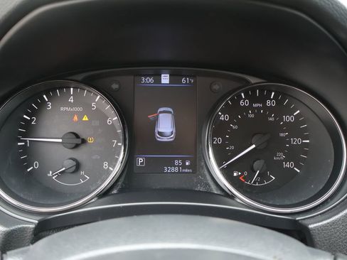 Used 2022 Nissan Rogue Sport SL image 27