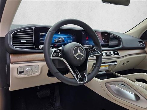 New 2026 Mercedes-Benz GLE 450 4MATIC image 3