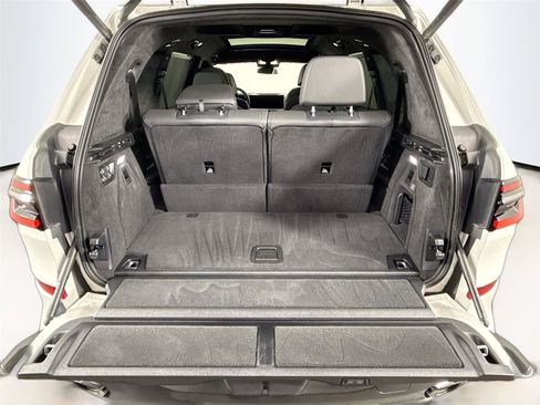 Used 2025 BMW X7 M60i w/ Executive Package AWD/4WD image 41