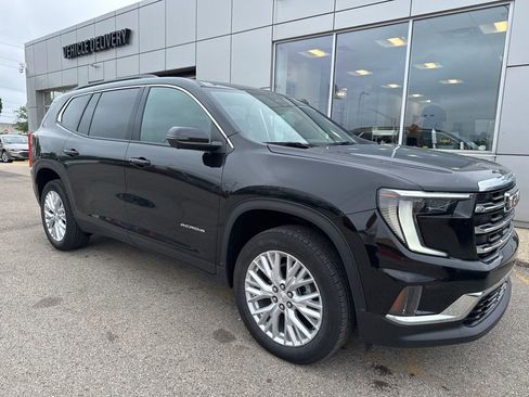 Used 2024 GMC Acadia Elevation w/ Luxury Package FWD image 1