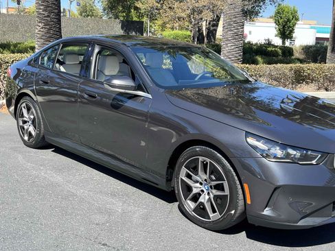 Used 2024 BMW i5 eDrive40i RWD image 56