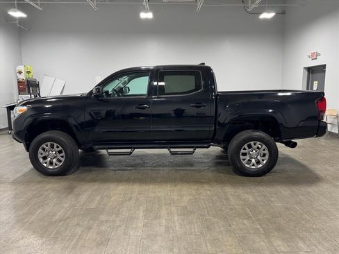 Used 2019 Toyota Tacoma SR w/ SR Convenience Package image 7