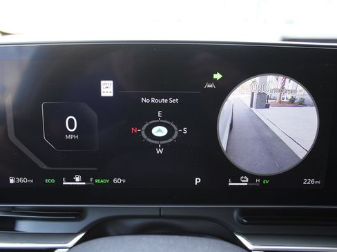 New 2026 Kia Carnival SX w/ SX Dark Edition Package FWD image 39