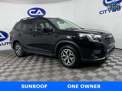 Used 2024 Subaru Forester Premium image 1