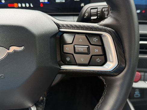 Used 2026 Ford Mustang Coupe RWD image 23
