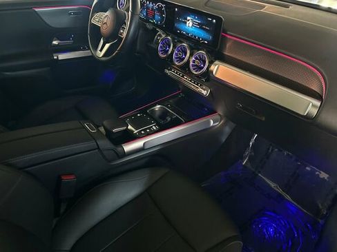 Certified 2022 Mercedes-Benz EQB 350 4MATIC image 19