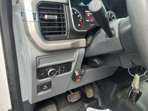Used 2022 Ford F150 XL w/ Equipment Group 101A High RWD image 16