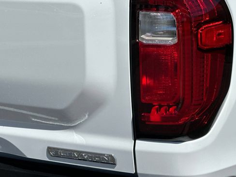 Certified 2024 GMC Canyon Elevation w/ Trailering Package RWD image 26