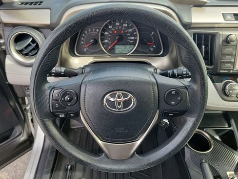 Used 2014 Toyota RAV4 XLE image 20