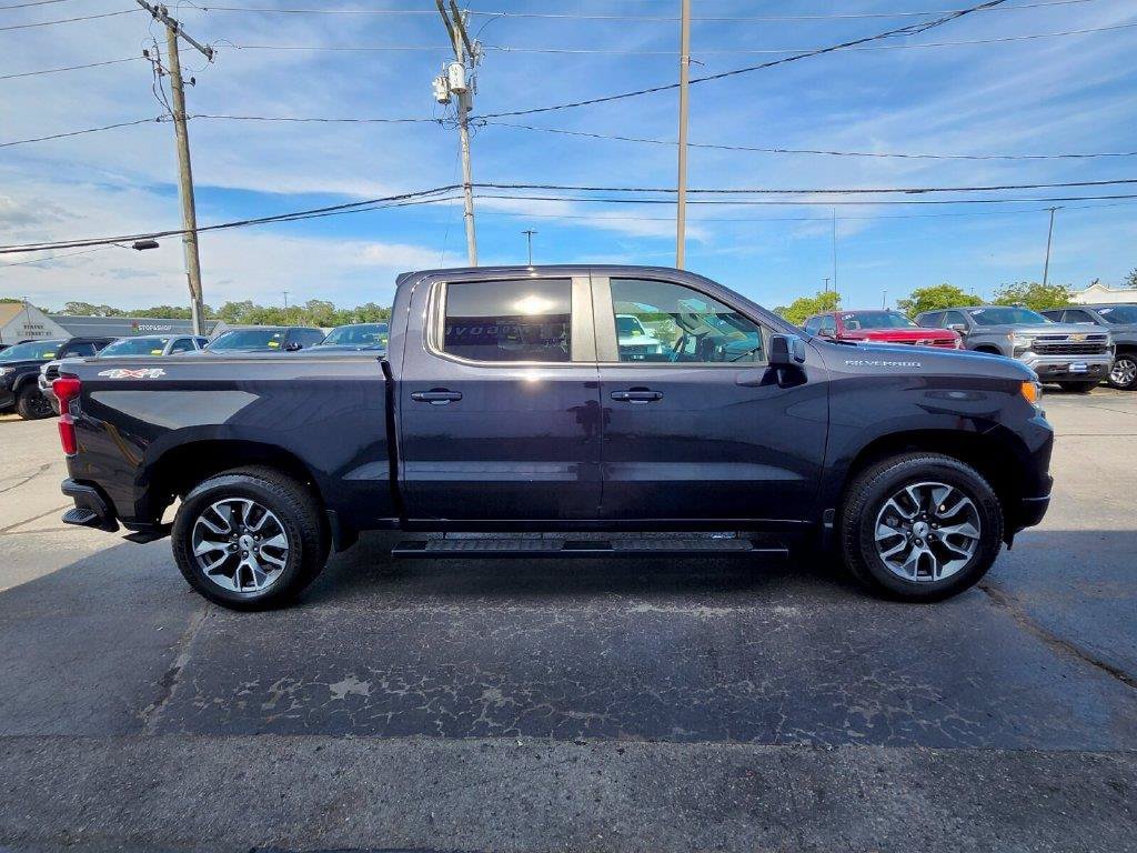 Used 2023 Chevrolet Silverado 1500 RST AWD/4WD image 6