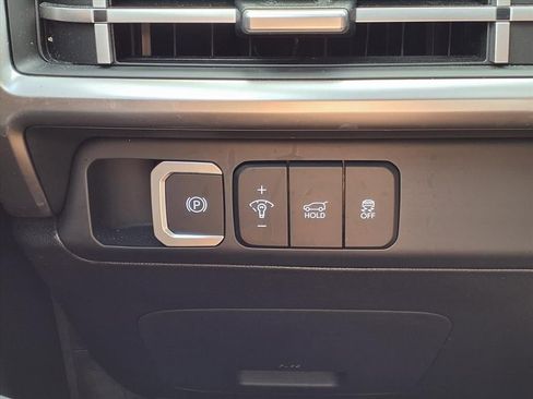 Used 2025 Hyundai Santa Fe SEL FWD image 23