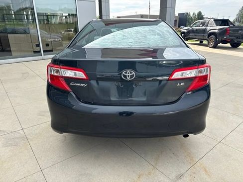 Used 2014 Toyota Camry LE FWD image 6